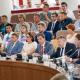 В сотне десять ливенцев В сотне десять ливенцев