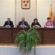 Авторитет городской власти растет Авторитет городской власти растет
